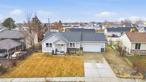 Tiny photo for 847 E UINTAH AVE, Tooele, UT 84074 (MLS # 2138940)