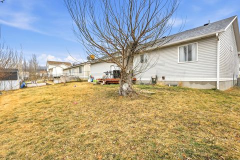 Tiny photo for 847 E UINTAH AVE, Tooele, UT 84074 (MLS # 2138940)