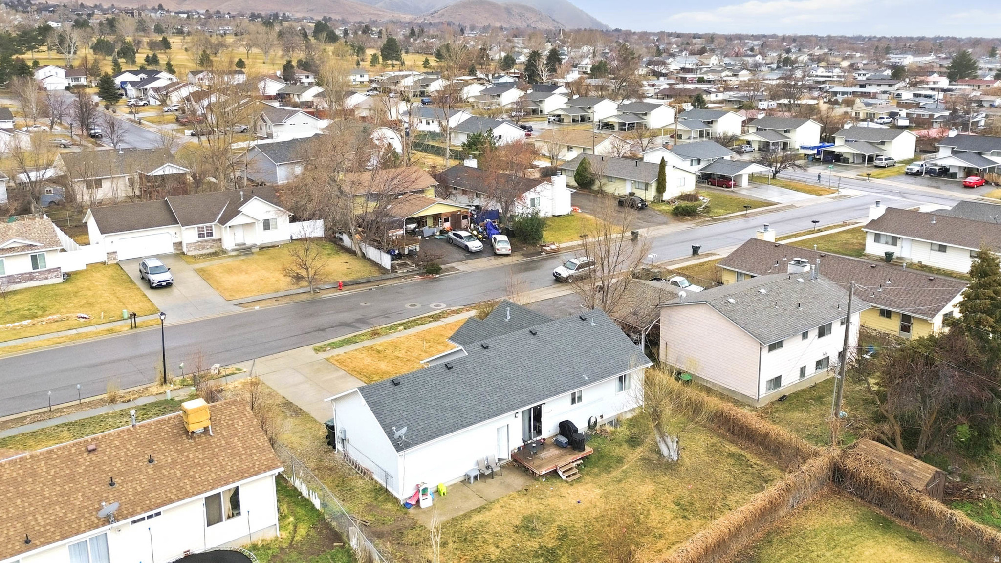 OQUIRRH HILLS - Residential