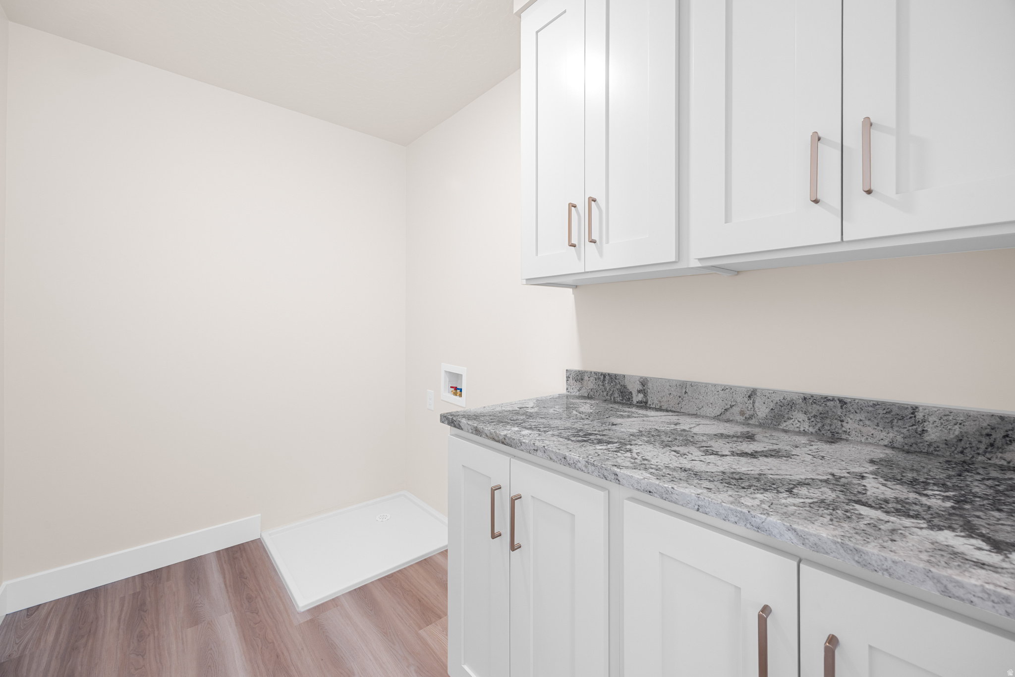 OAKRIDGE COVE - Residential