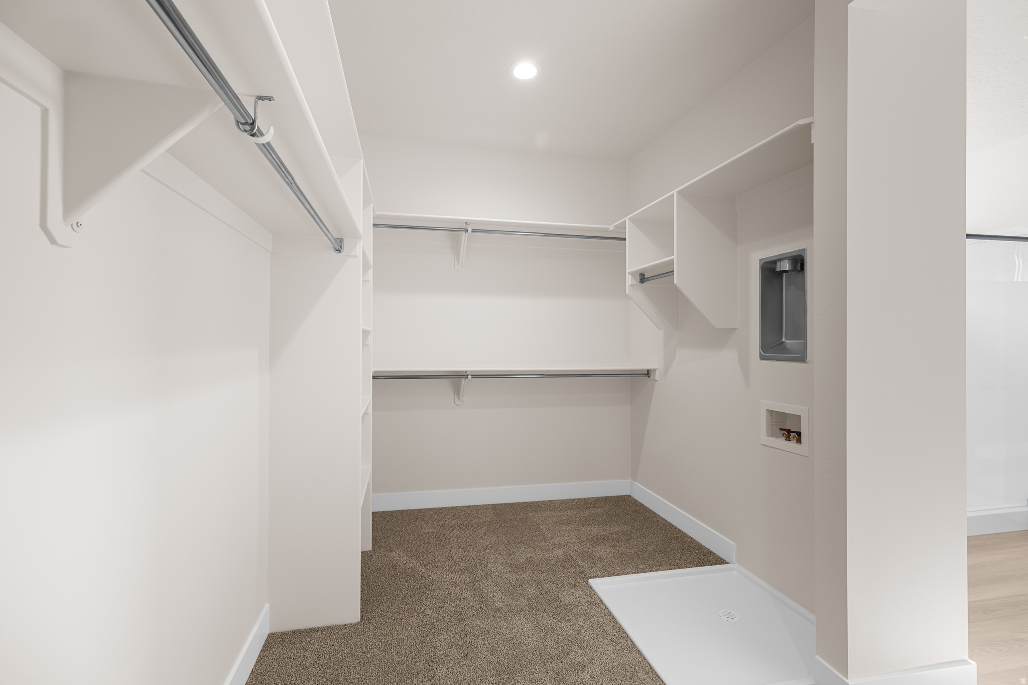 OAKRIDGE COVE - Residential