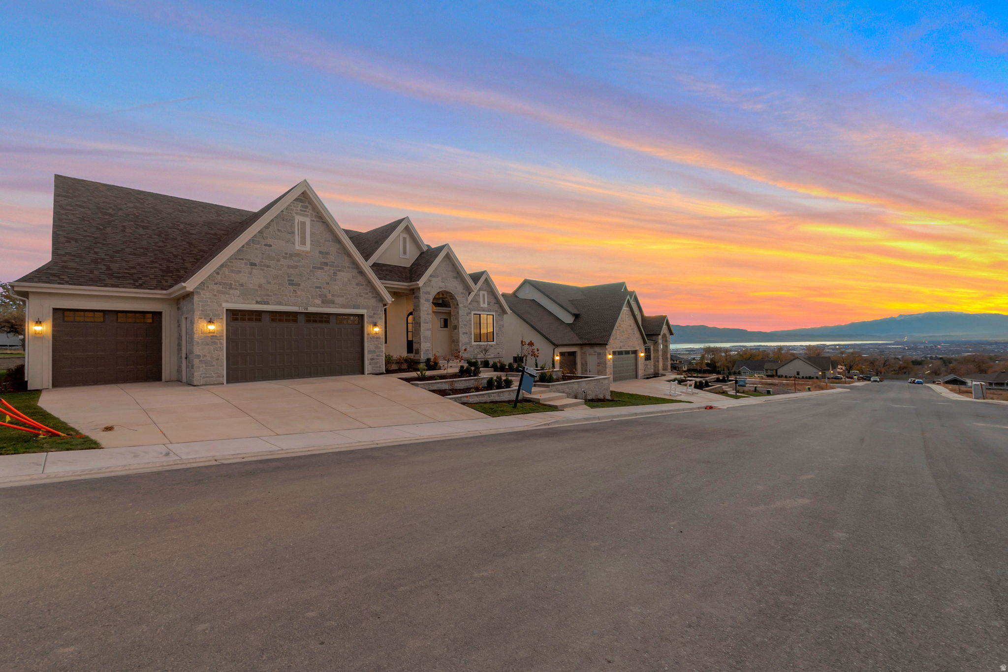 BLOSSOM HILL - Residential