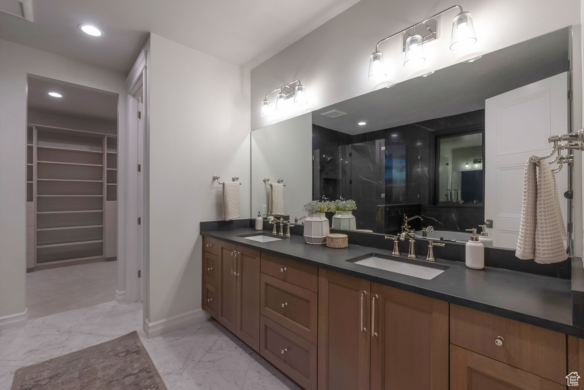BLOSSOM HILL - Residential
