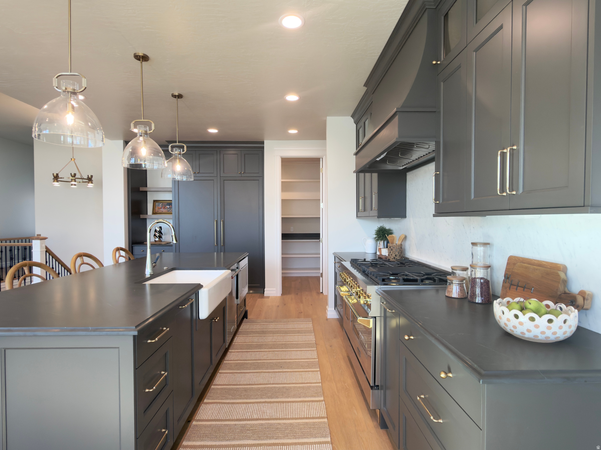 BLOSSOM HILL - Residential