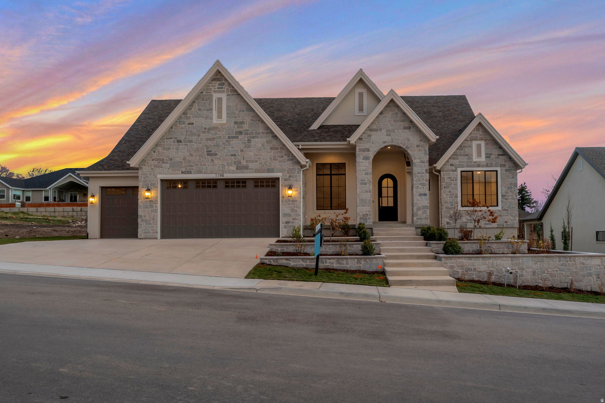 BLOSSOM HILL - Residential