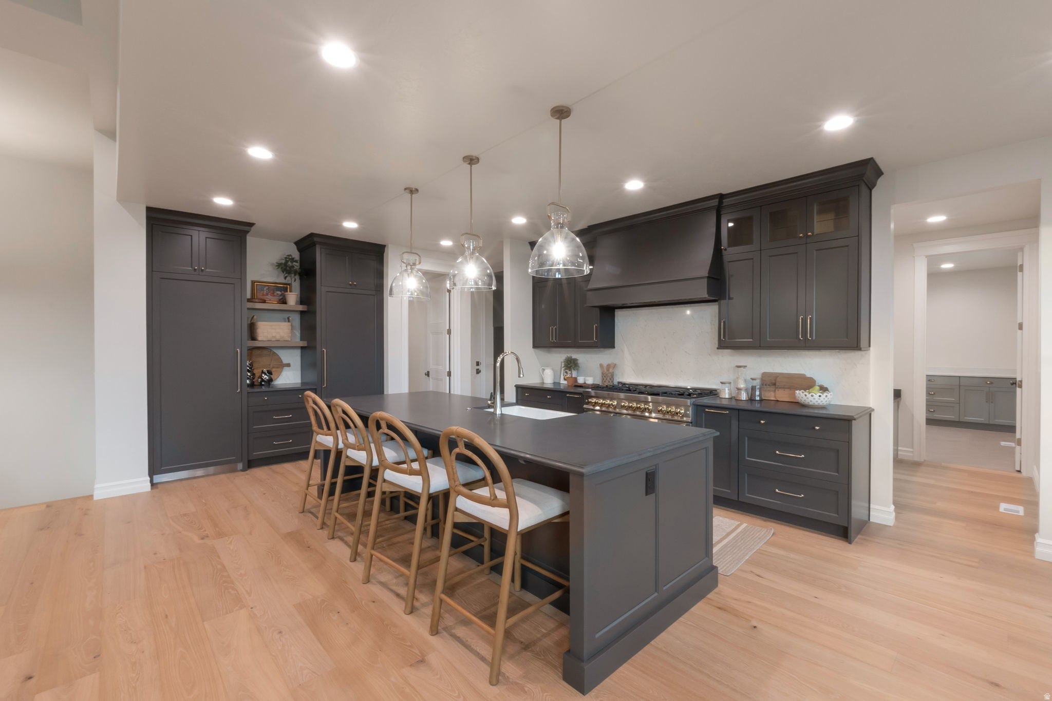 BLOSSOM HILL - Residential