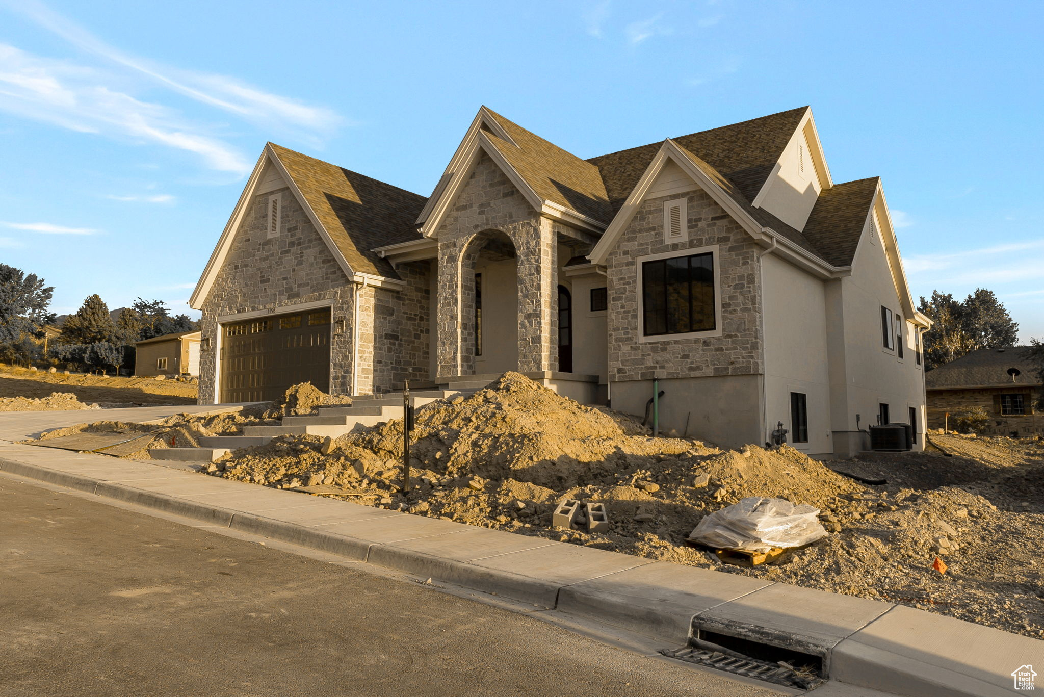 BLOSSOM HILL - Residential