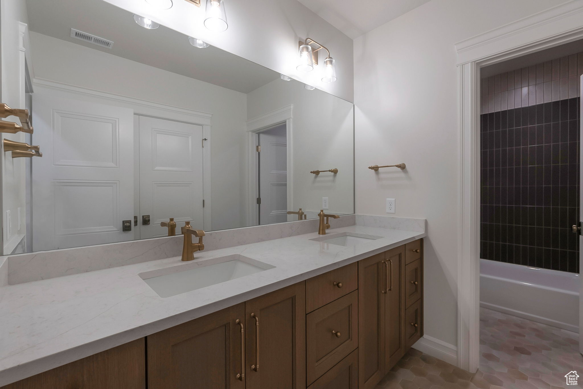 BLOSSOM HILL - Residential
