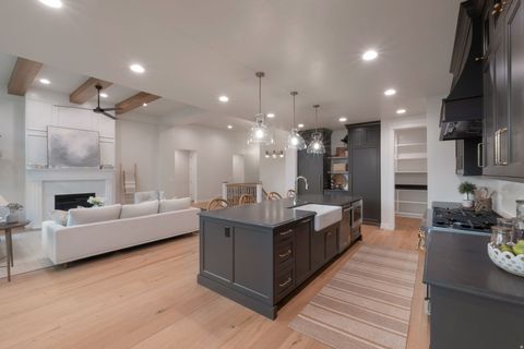 Tiny photo for 1198 E 110 S, Pleasant Grove, UT 84062 (MLS # 2111106)