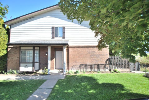 Townhouse For Sale - 1010 N 250<br/> Cache County, Logan, UT 84321
