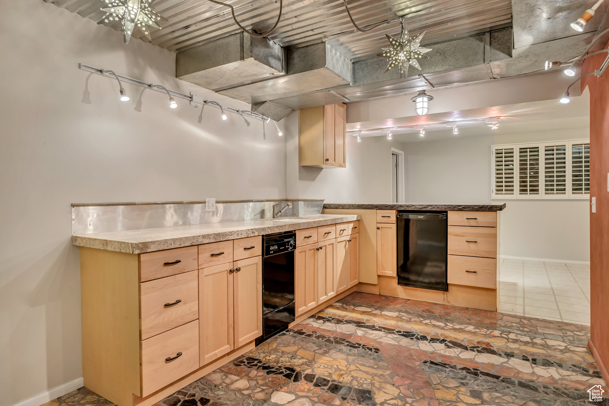 STEVEN ACRES - Residential