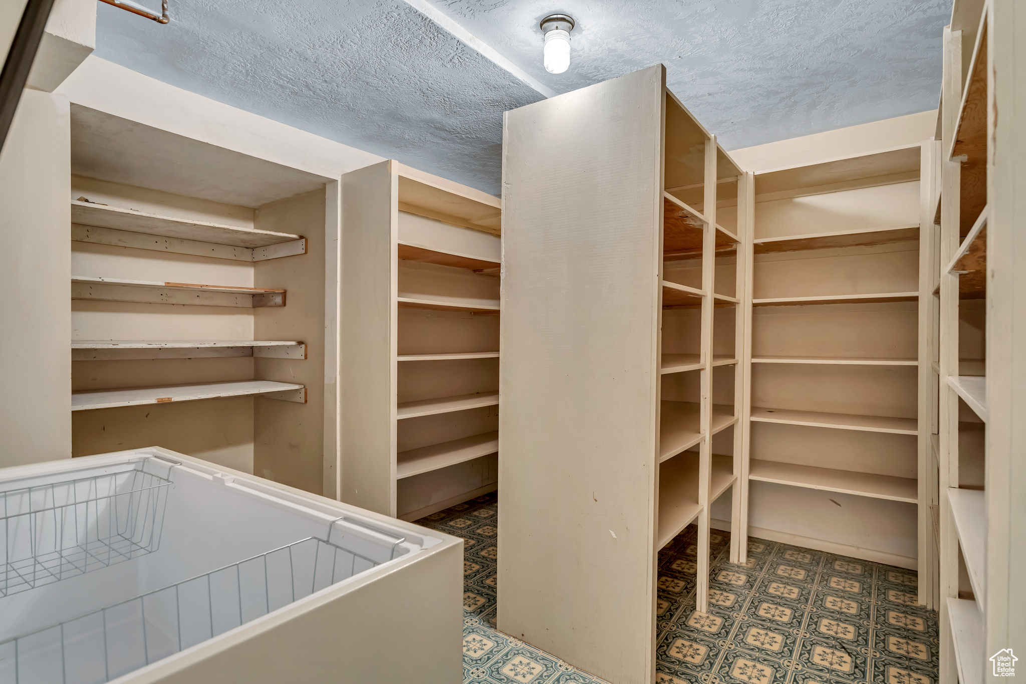 STEVEN ACRES - Residential