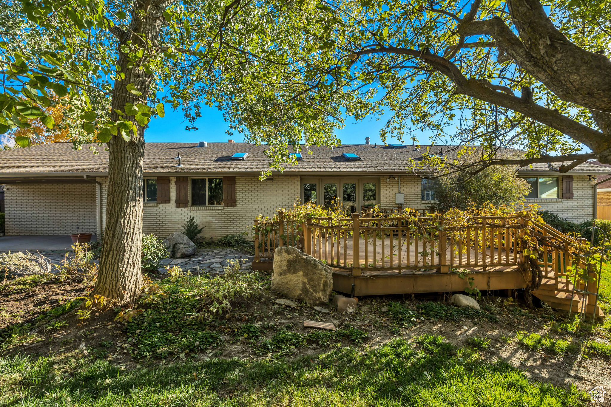 STEVEN ACRES - Residential