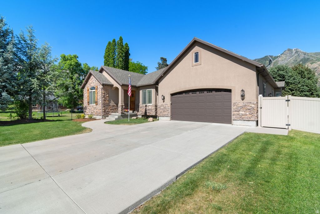 Photo of 242 N 200 E, Alpine, UT 84004 (MLS # 2166103)