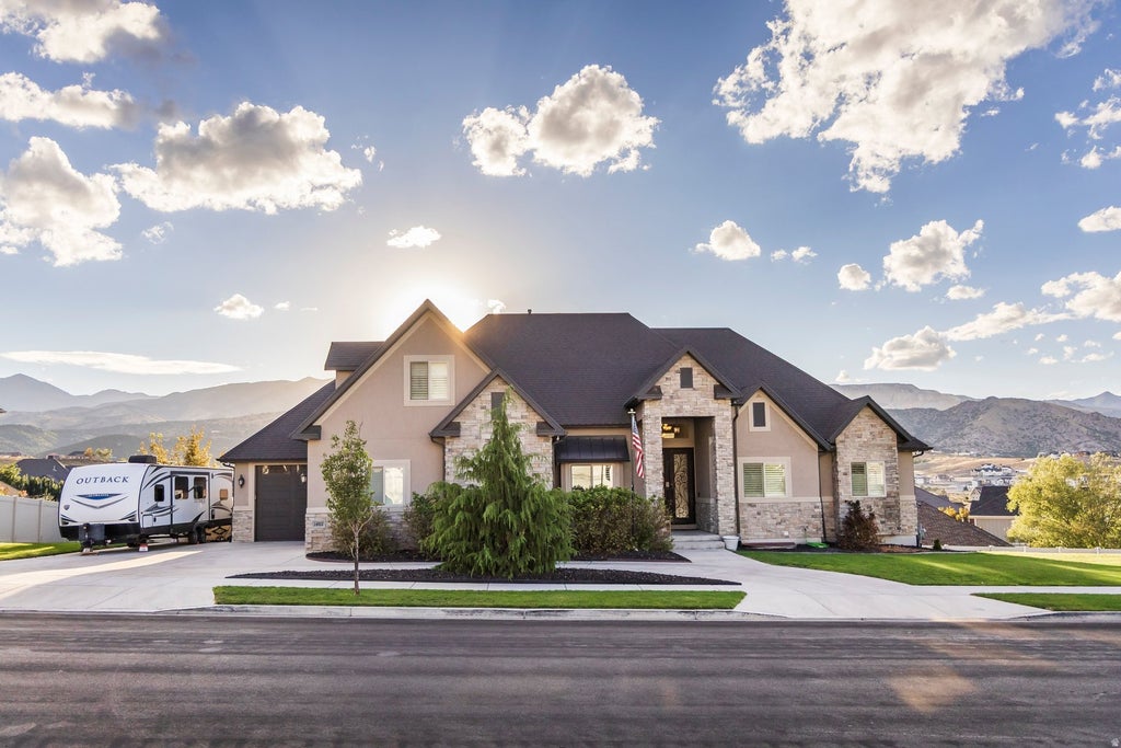 Photo of 14612 S BONNIE JEAN LN W, Herriman, UT 84096 (MLS # 2186648)