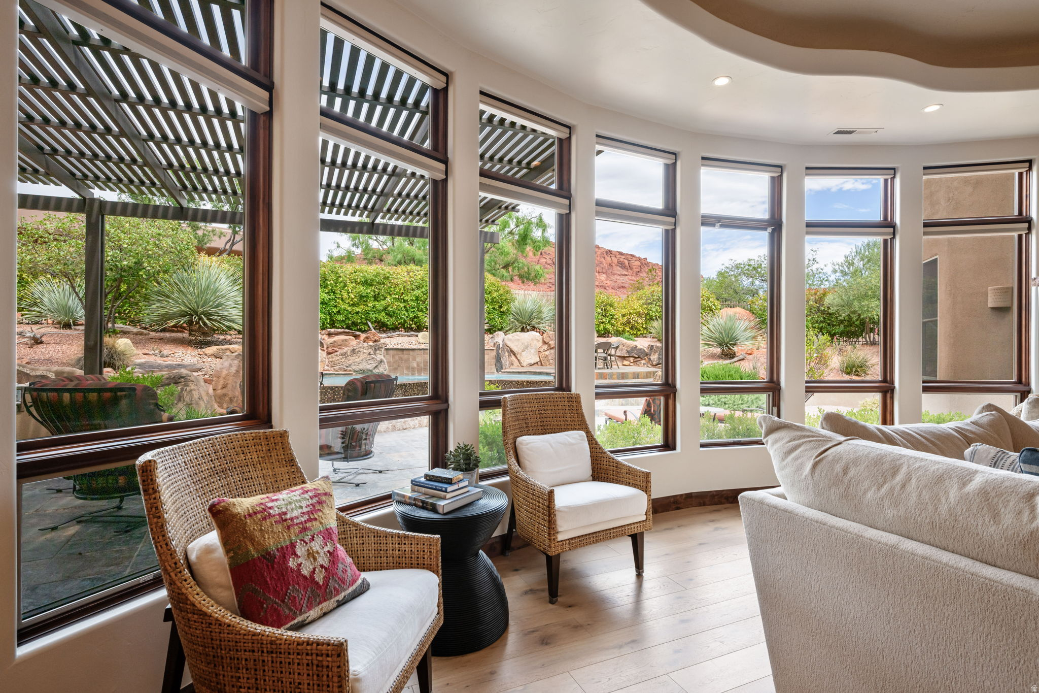 CLIFFS OF SNOW CANYON - Residential