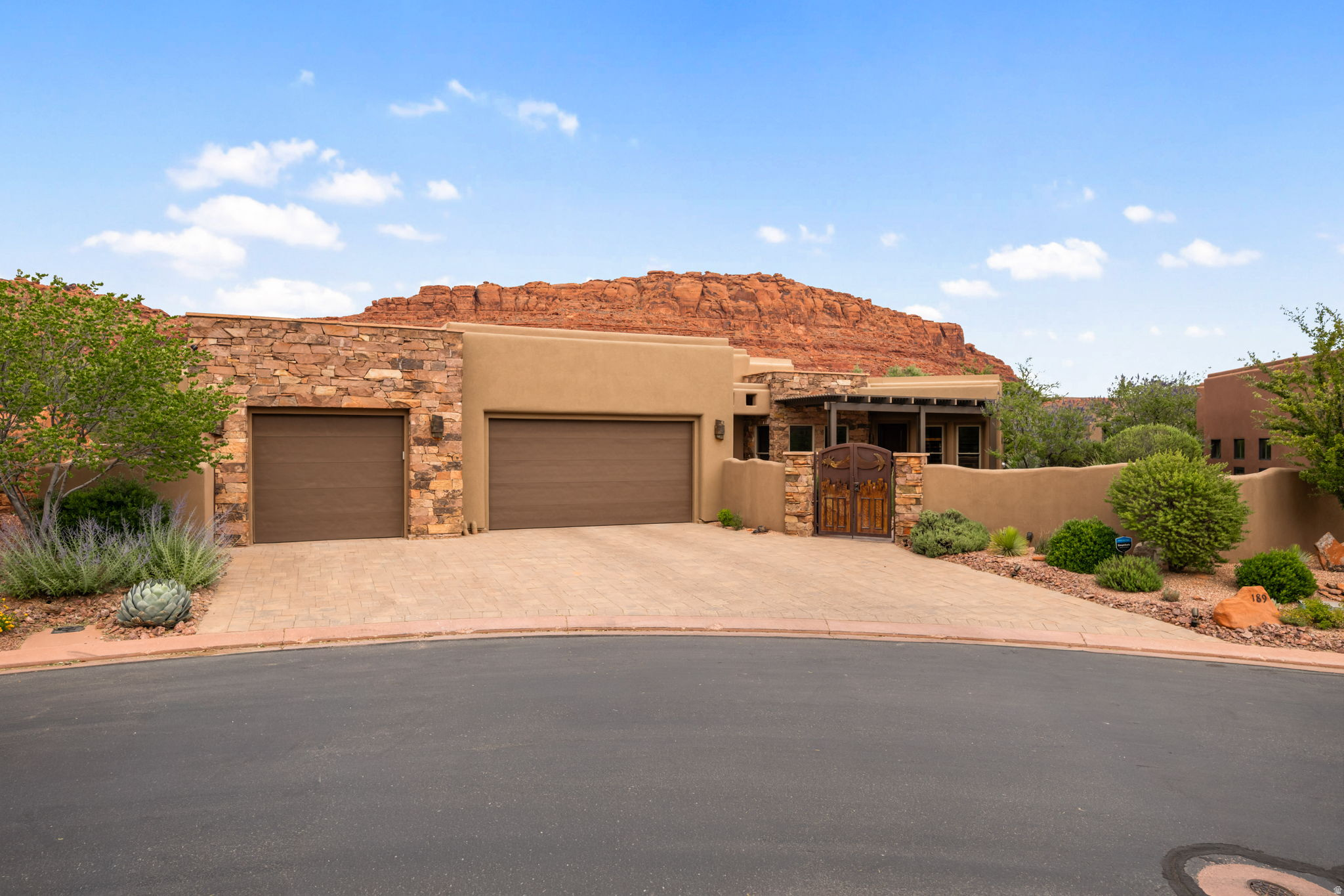CLIFFS OF SNOW CANYON - Residential