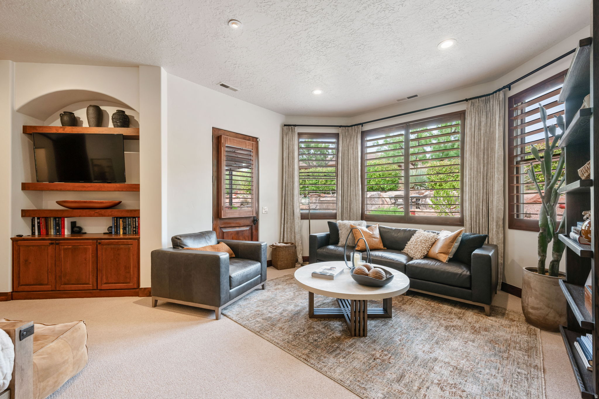 CLIFFS OF SNOW CANYON - Residential