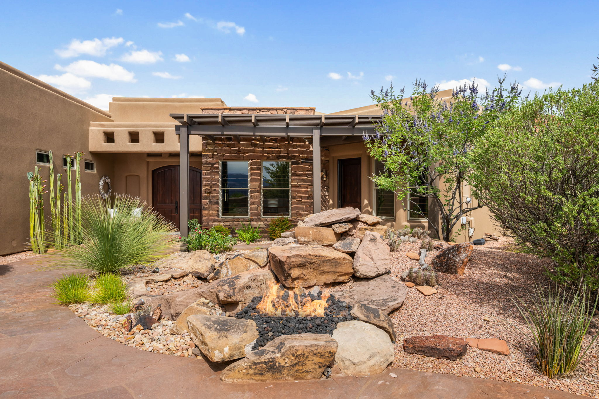 CLIFFS OF SNOW CANYON - Residential