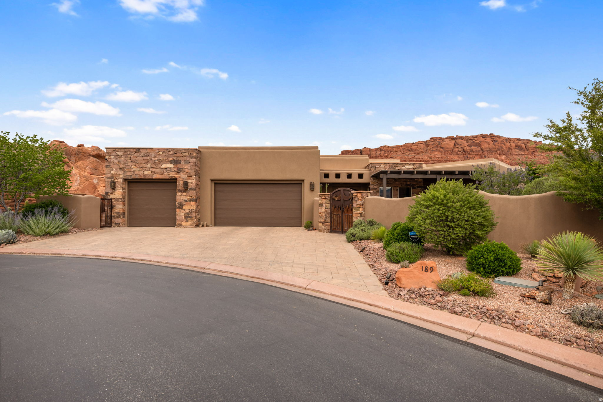 CLIFFS OF SNOW CANYON - Residential