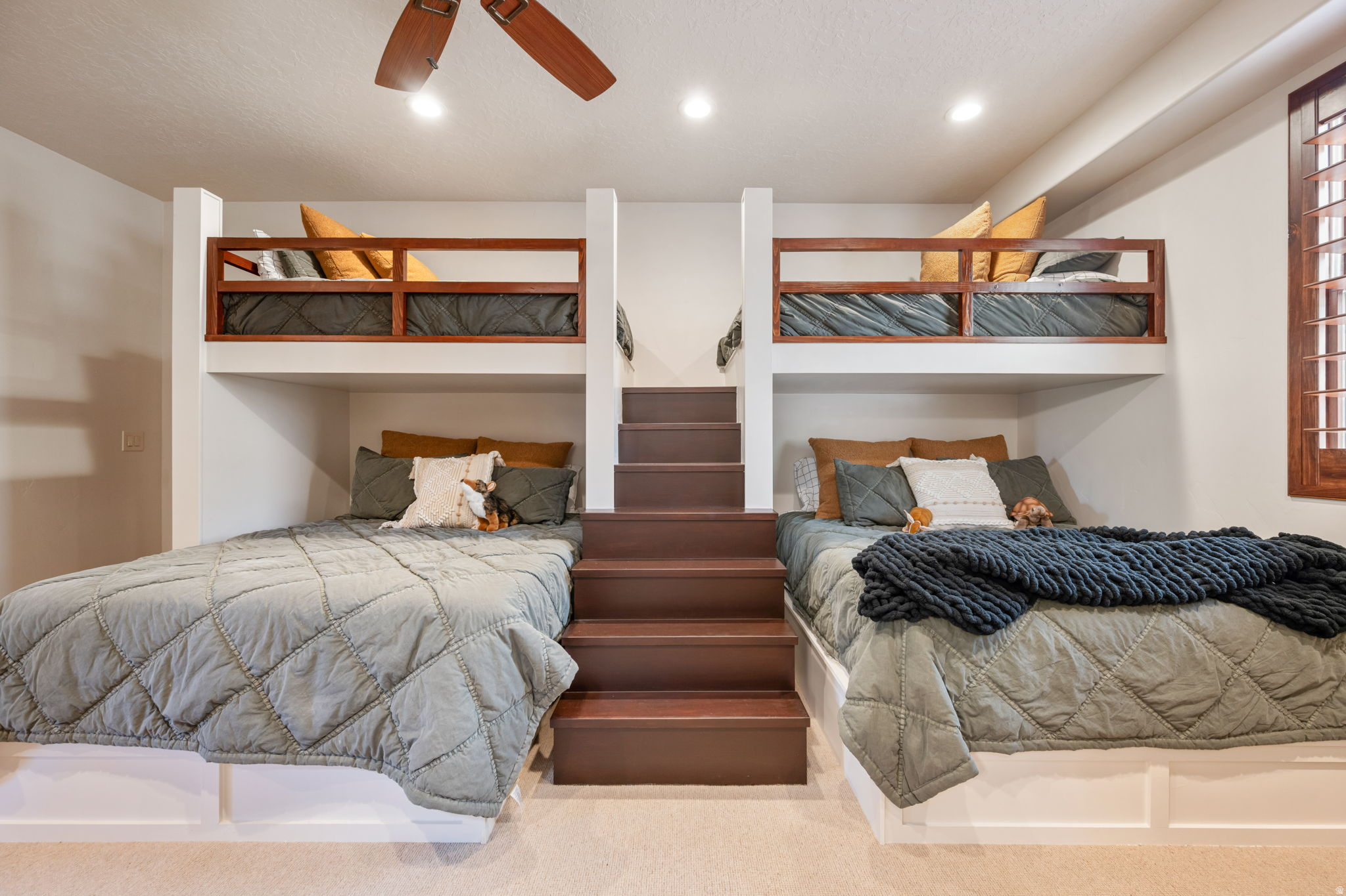CLIFFS OF SNOW CANYON - Residential