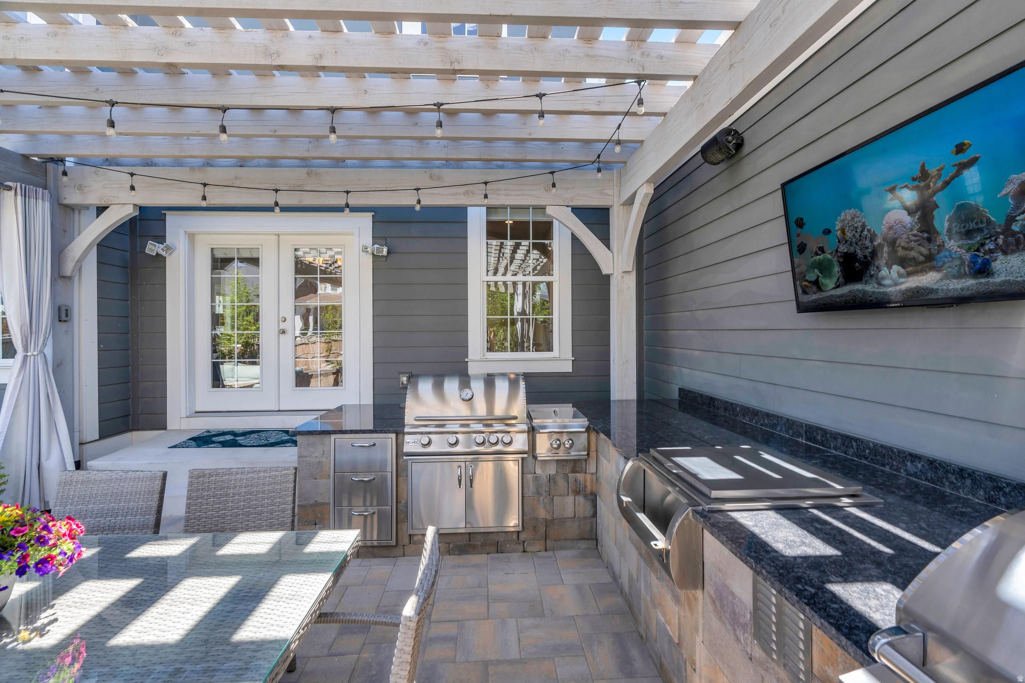 DAYBREAK - Residential
