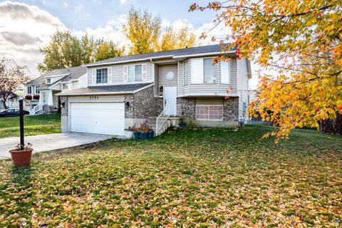 Photo of 1751 W 270 S, Provo, UT 84601 (MLS # 2118829) Photo of 1751 W 270 S, Provo, UT 84601 (MLS # 2118829)
