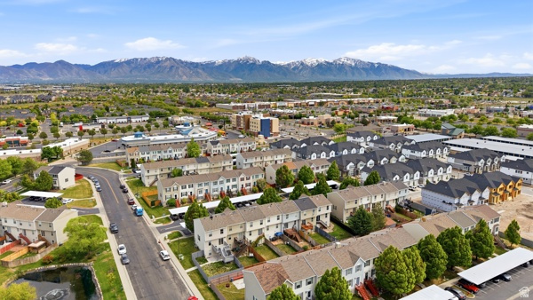 BALMORAL TOWNHOMES P - Residential