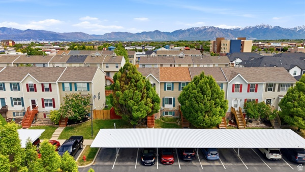 BALMORAL TOWNHOMES P - Residential