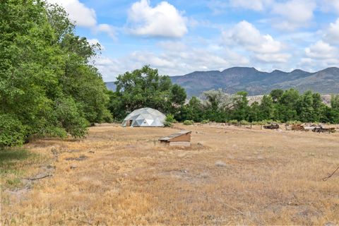 Tiny photo for 986 E 2290 N, Monroe, UT 84754 (MLS # 2135412)