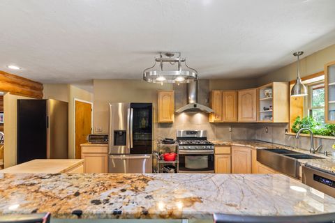 Tiny photo for 986 E 2290 N, Monroe, UT 84754 (MLS # 2135412)