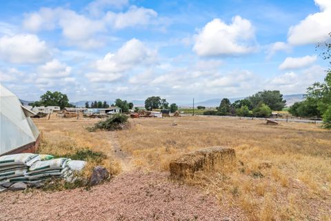 Tiny photo for 986 E 2290 N, Monroe, UT 84754 (MLS # 2135412)