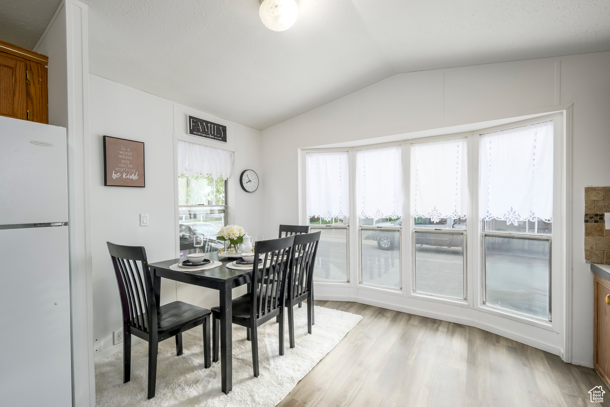 CRESCENTWOOD - Residential