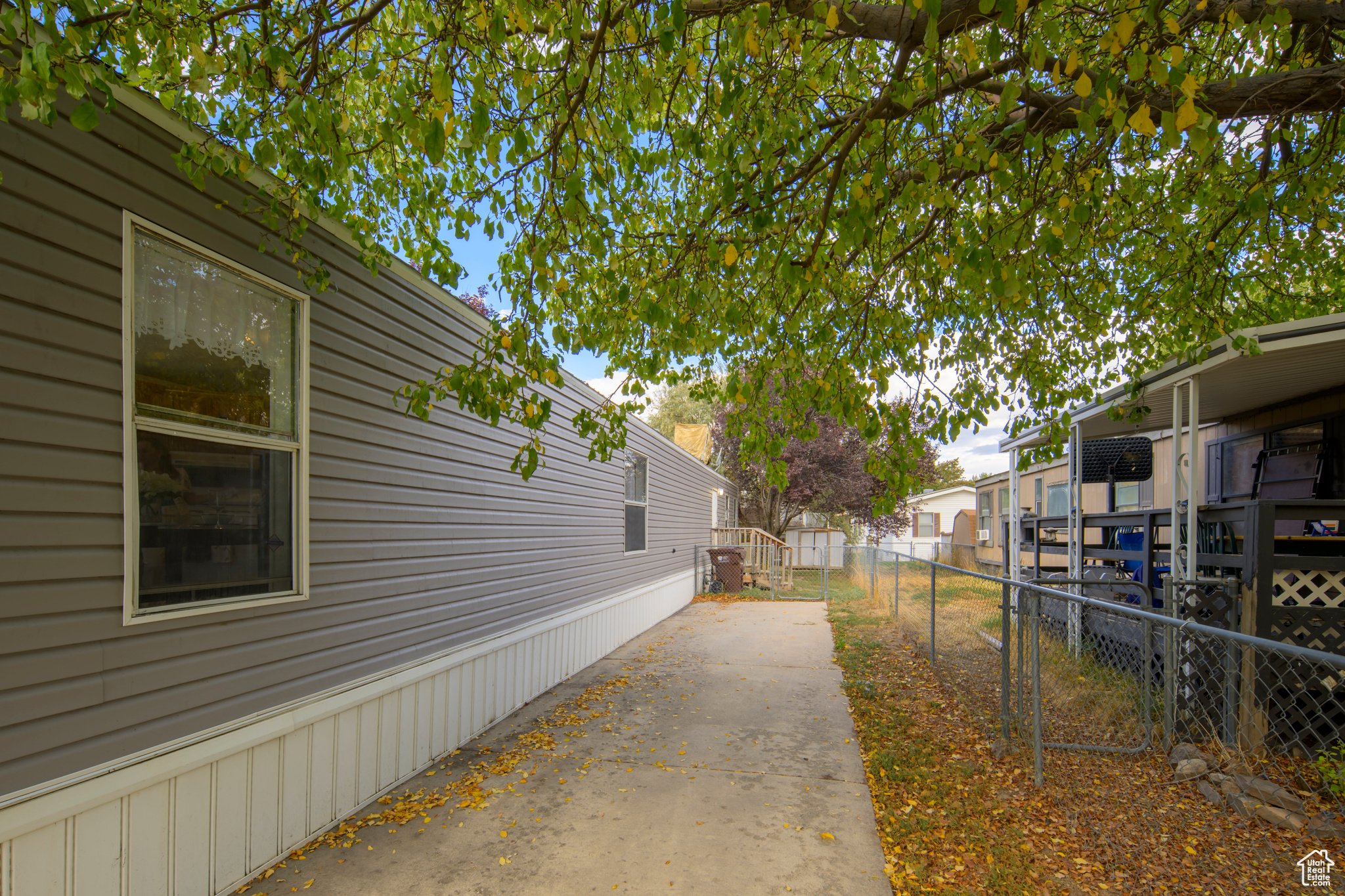 CRESCENTWOOD - Residential