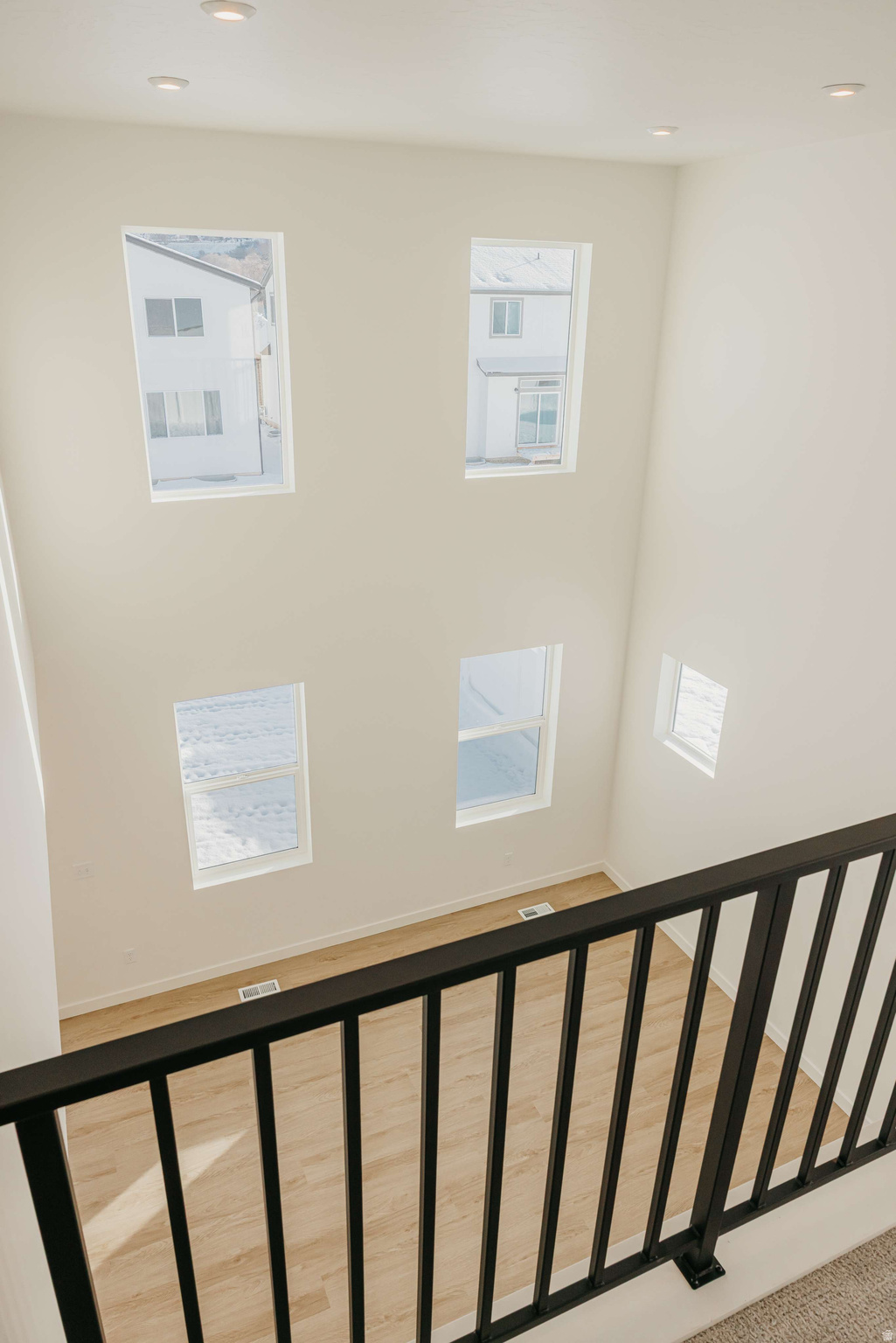 RIVERSIDE ESTATES - Residential