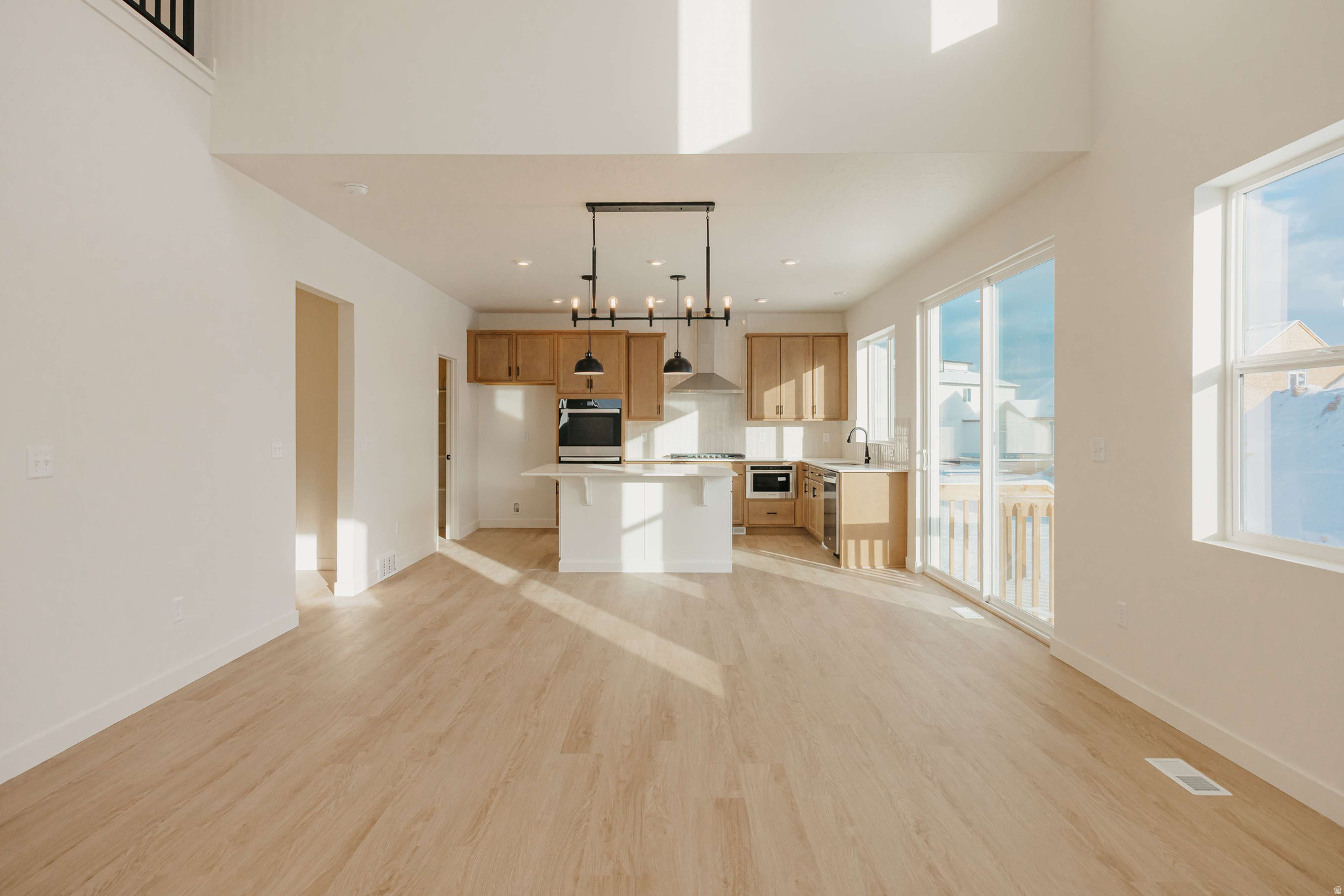 RIVERSIDE ESTATES - Residential