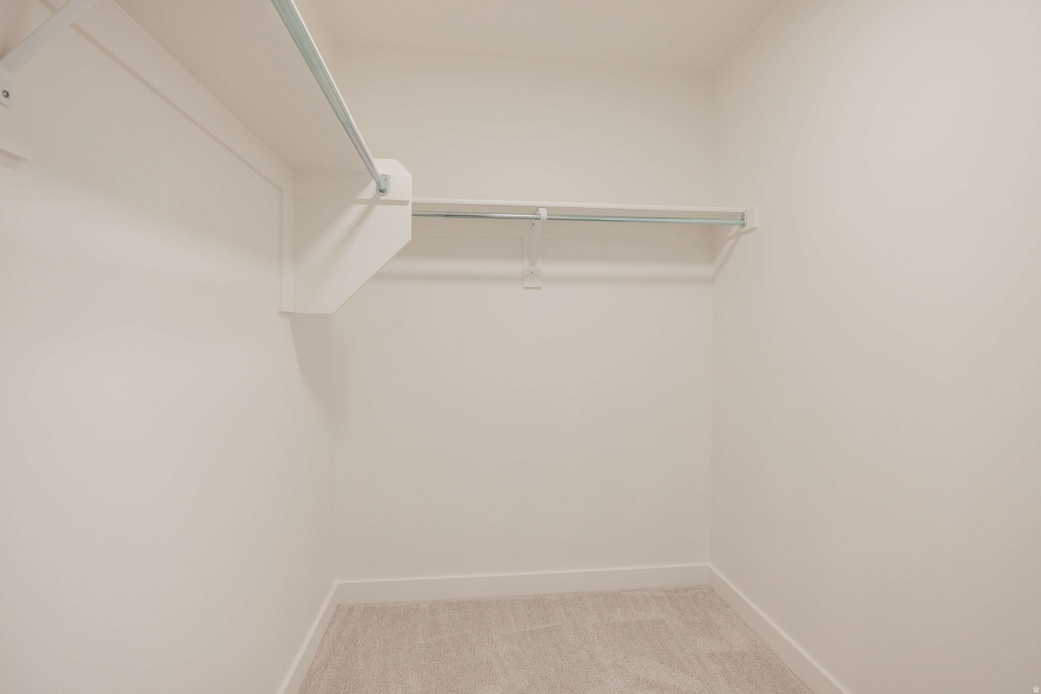 RIVERSIDE ESTATES - Residential