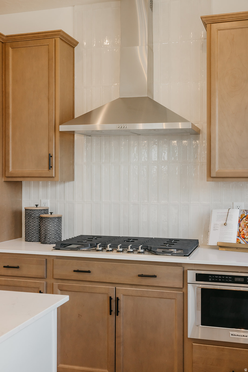 RIVERSIDE ESTATES - Residential