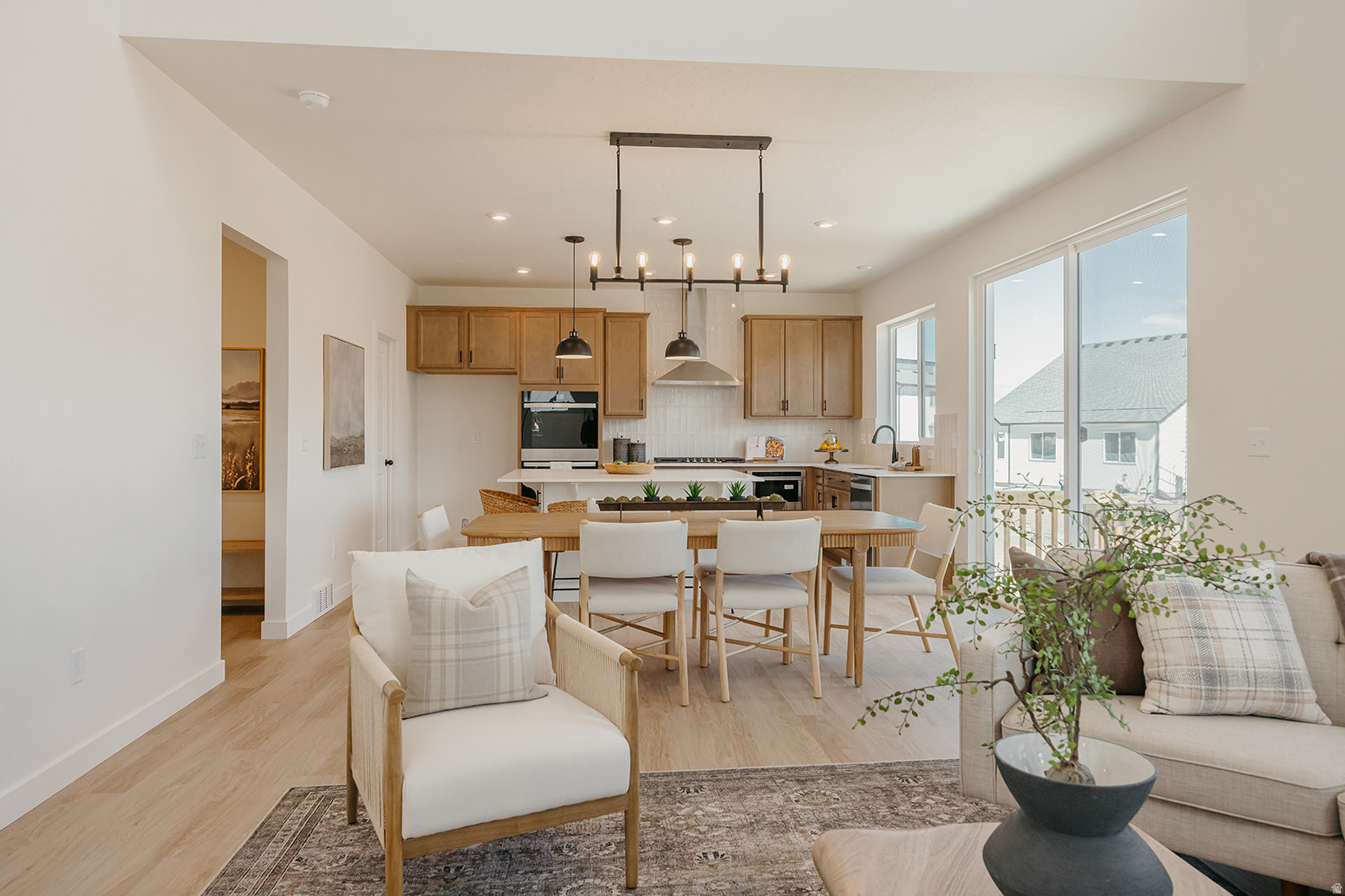 RIVERSIDE ESTATES - Residential