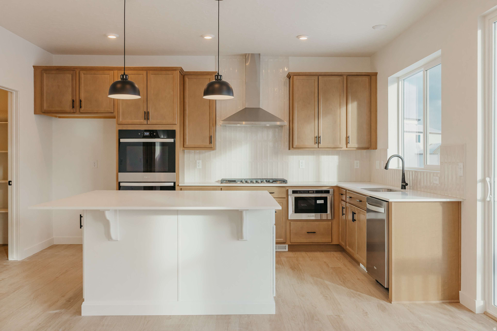 RIVERSIDE ESTATES - Residential