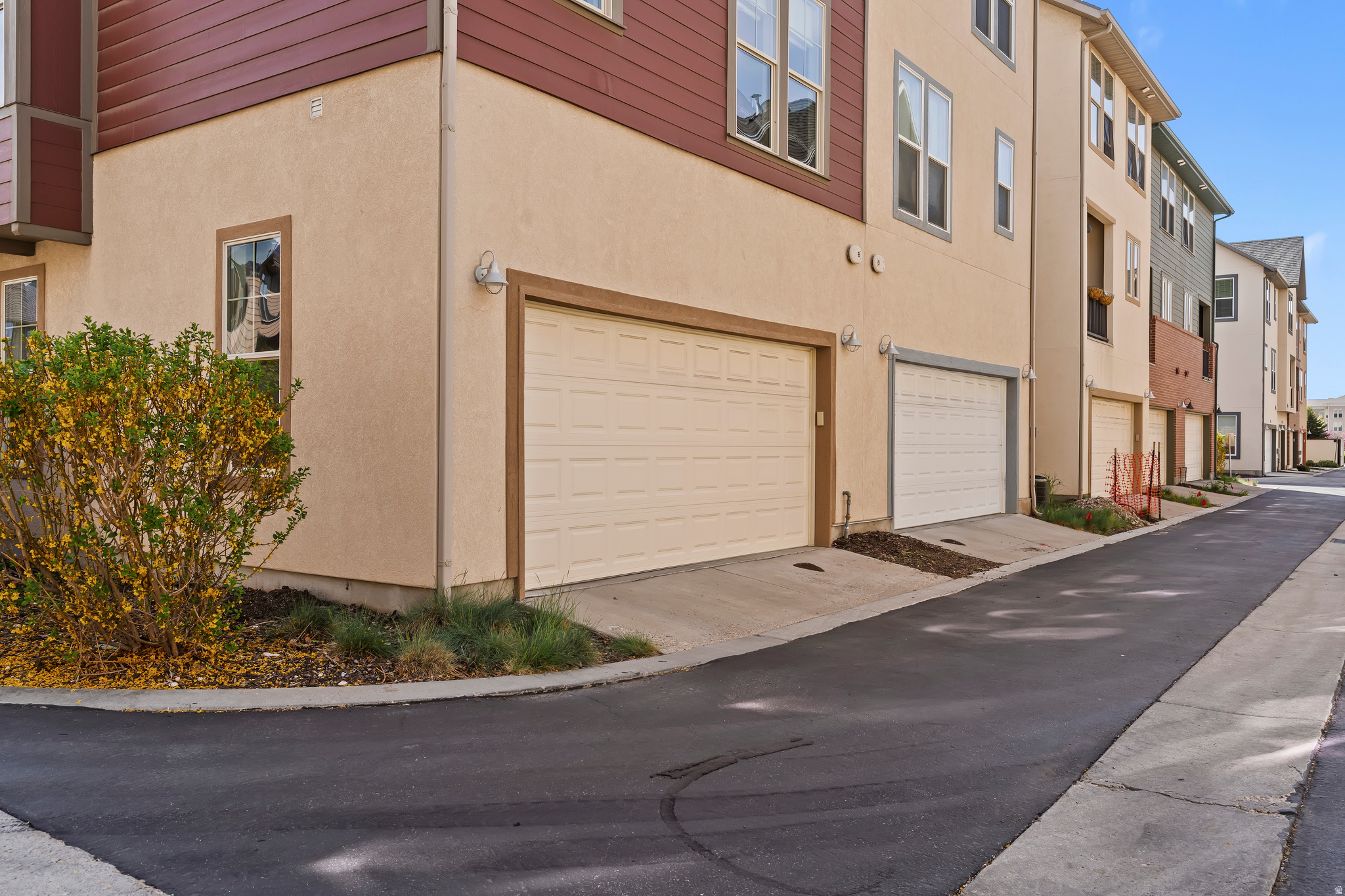 THE MEADOWS AT RIVER BEND - Residential