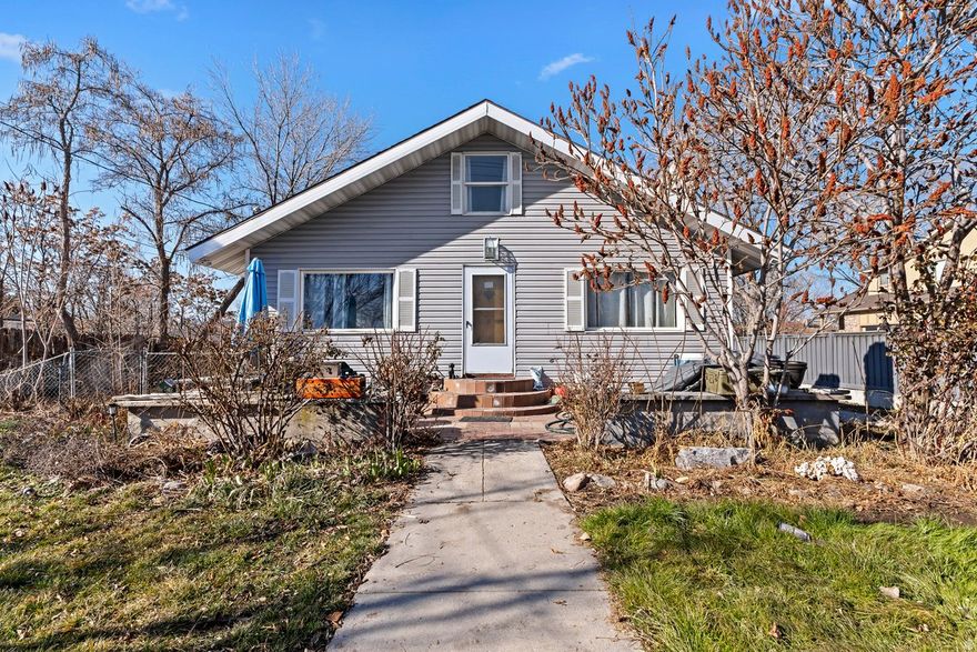 Wonderful investment! This  duplex is centrally located. Awesome for an owner occupant, or rent out both units and watch your investment grow. Large lot with great possibilities. Square footage figures are provided as a courtesy estimate only and were obtained from  an appraisal .  Buyer is advised to obtain an independent measurement. Make offers subject to inspection.