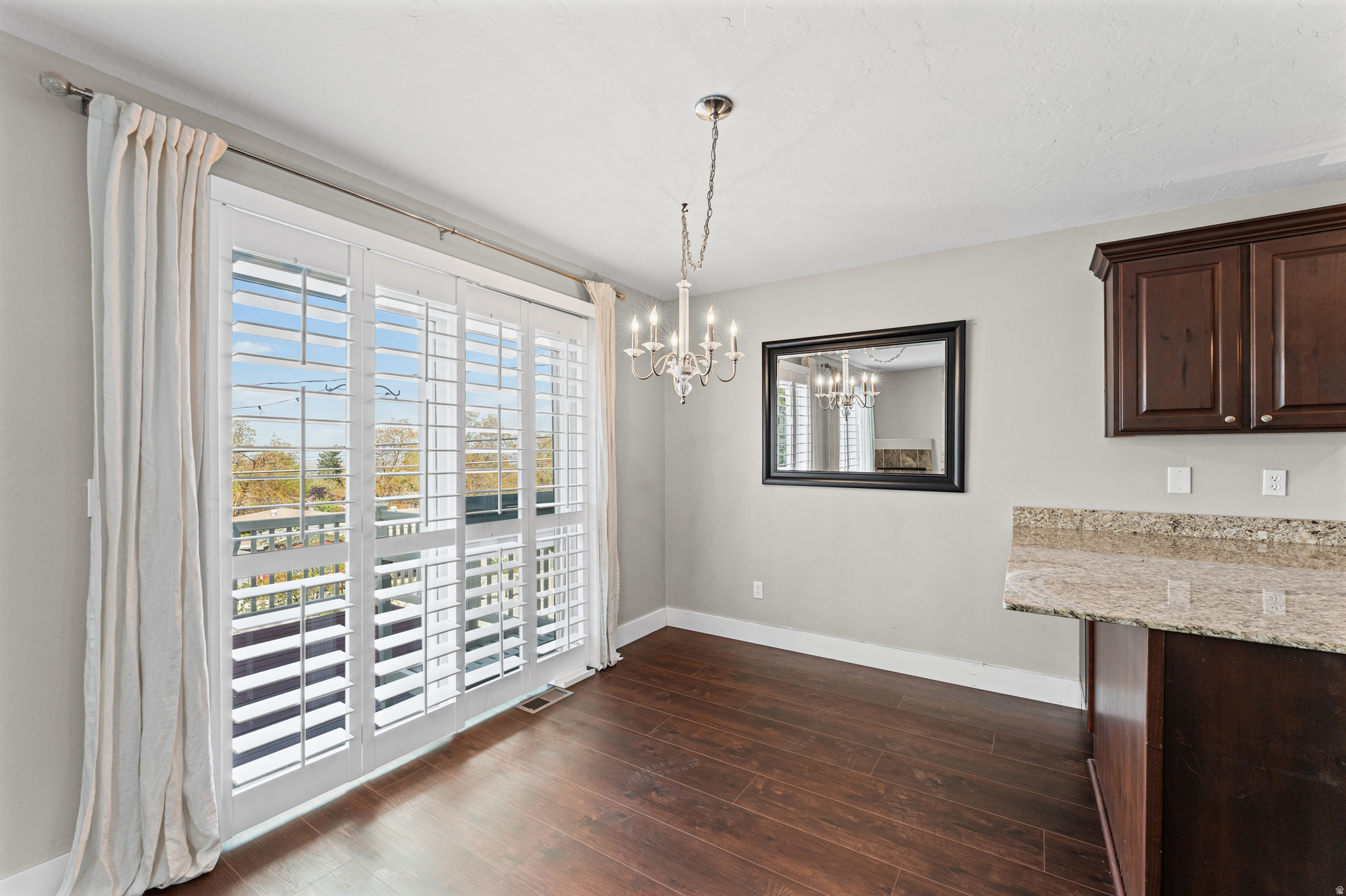 ORCHARD HOLLOW - Residential