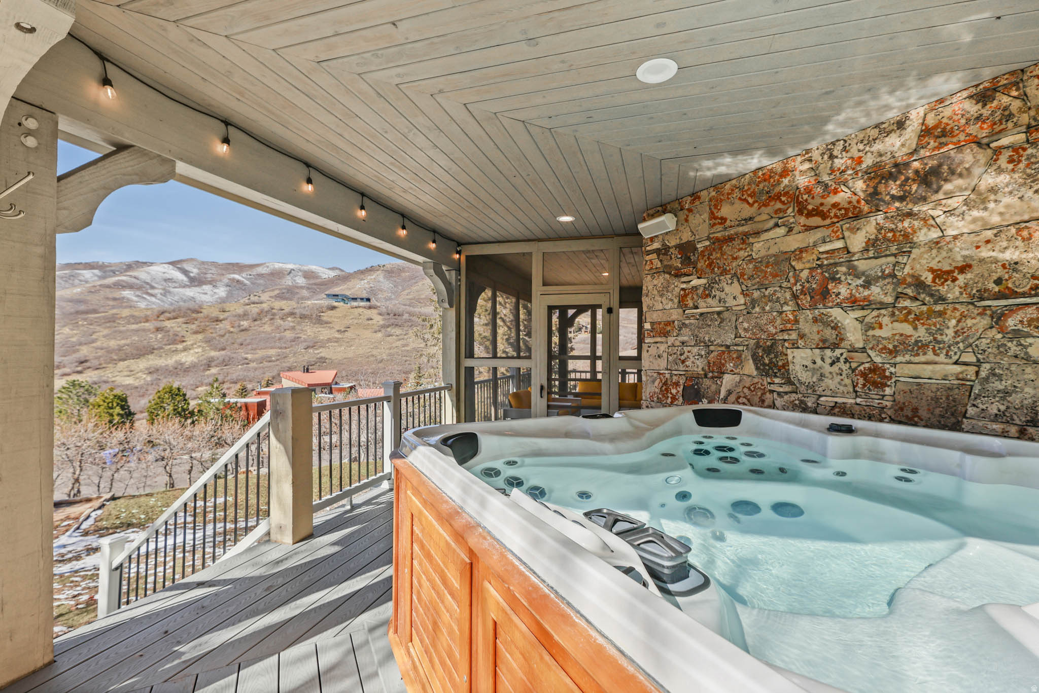 EMIGRATION OAKS PUD - Residential