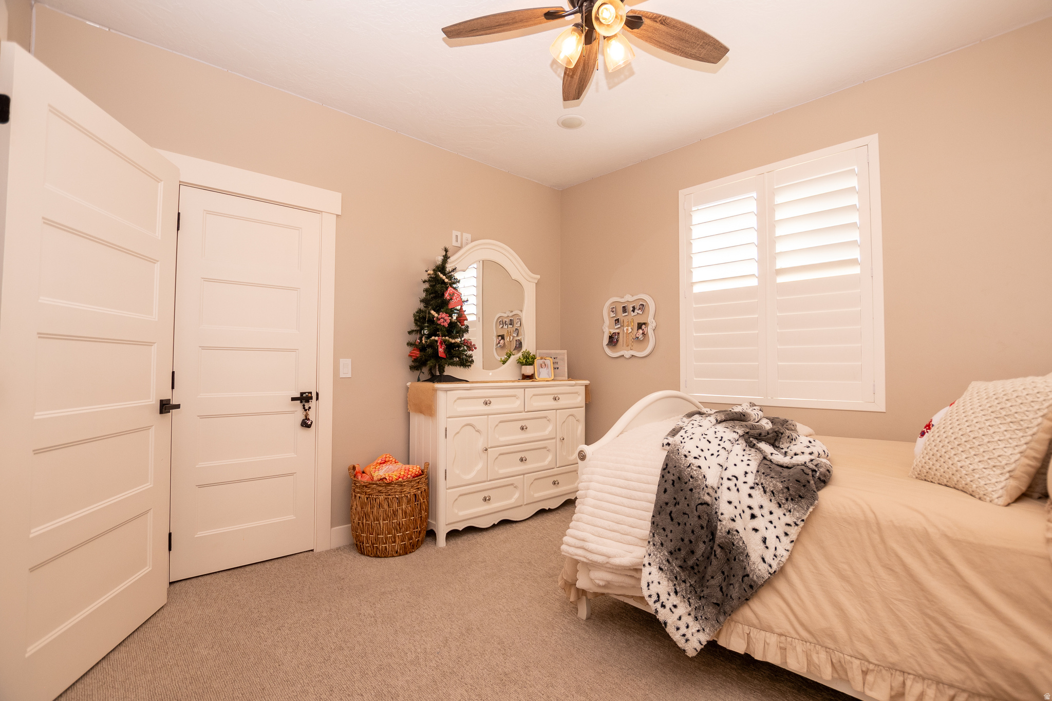 MEADOW VIEW - Residential