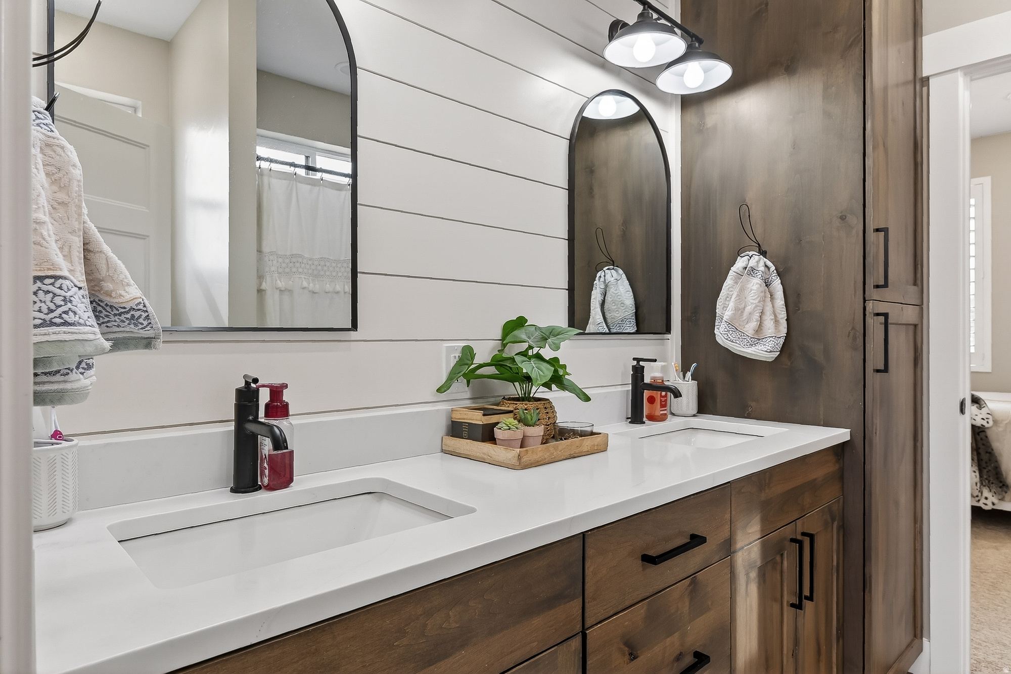 MEADOW VIEW - Residential