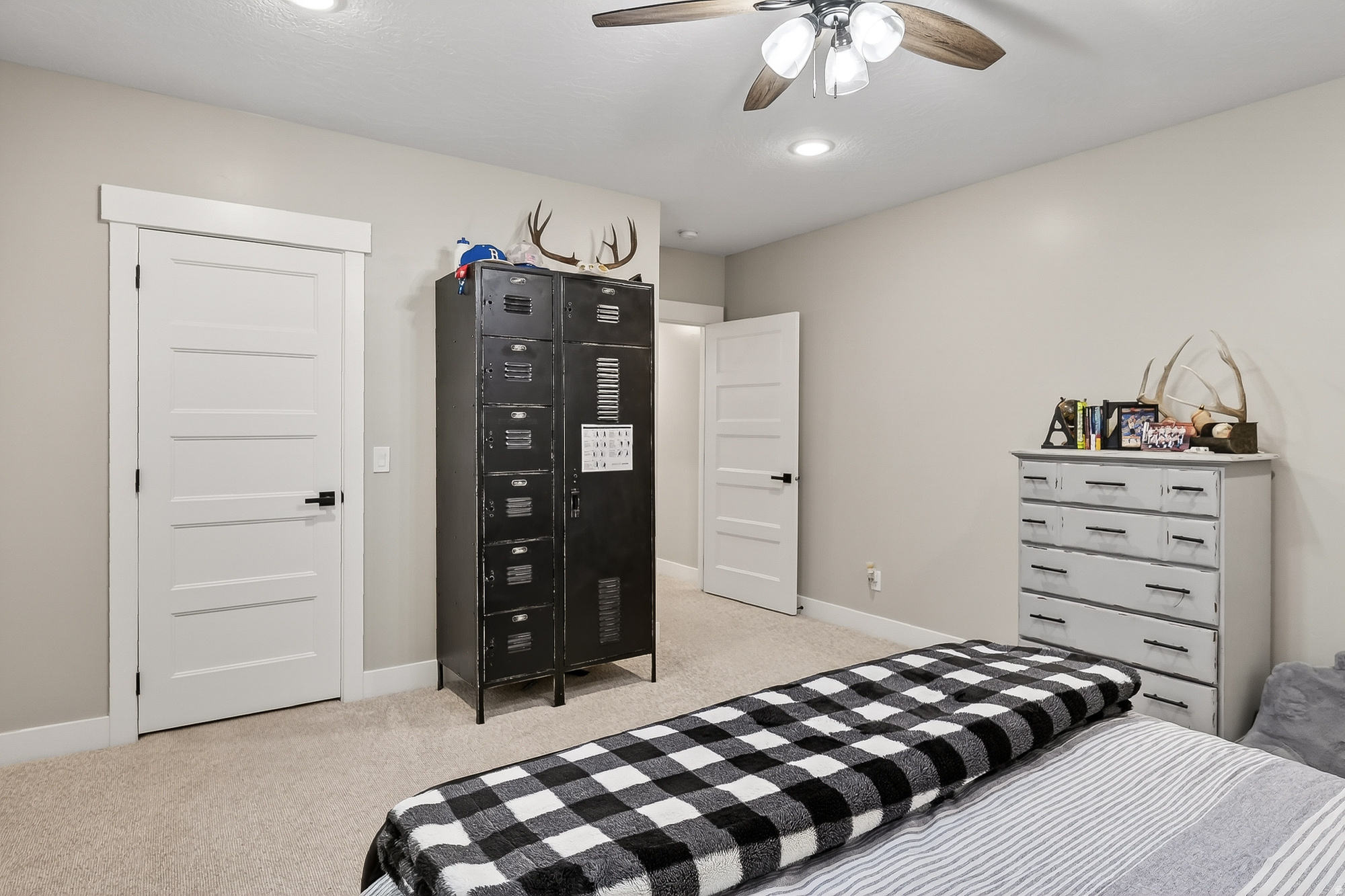 MEADOW VIEW - Residential