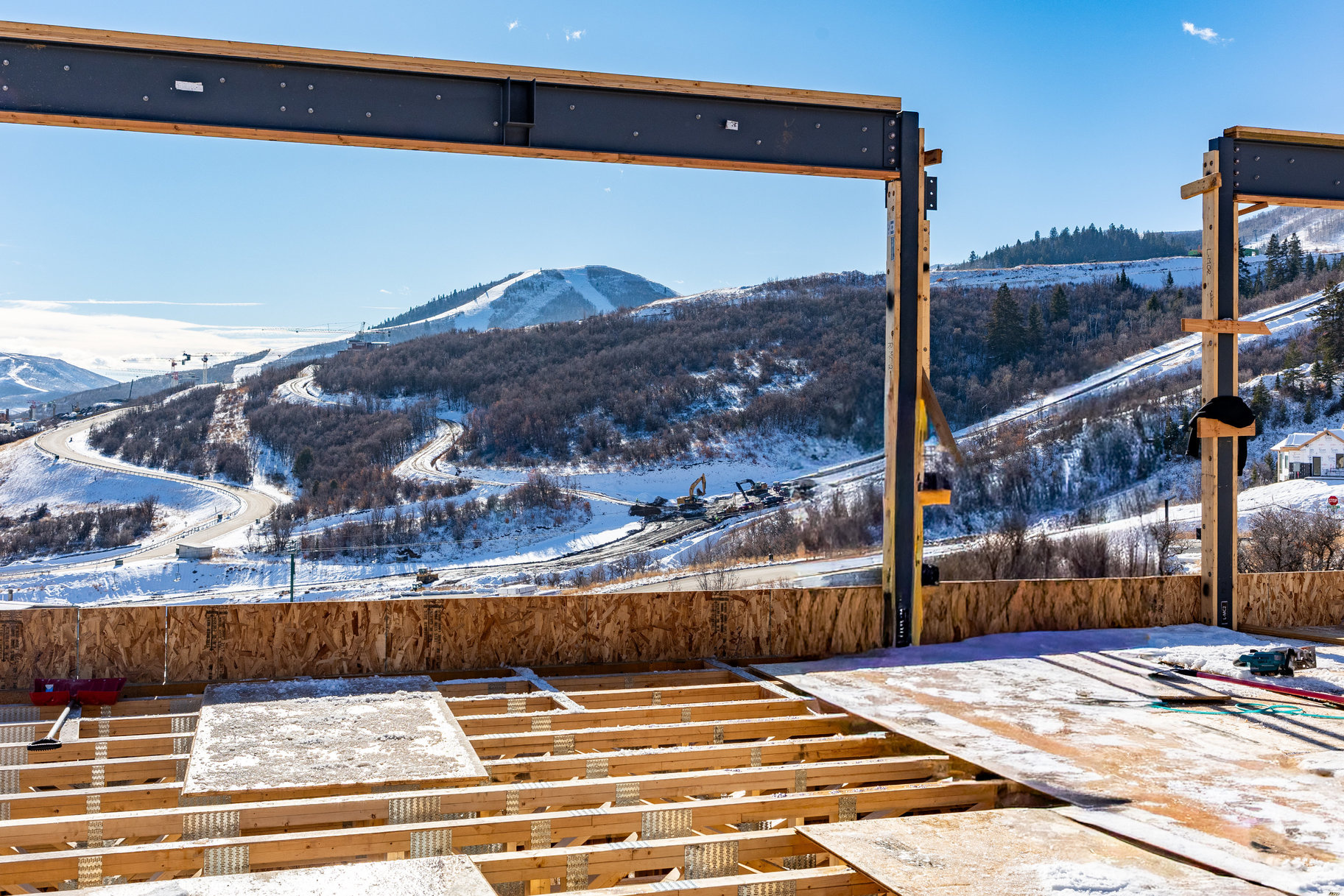 VELVAERE - Residential Income