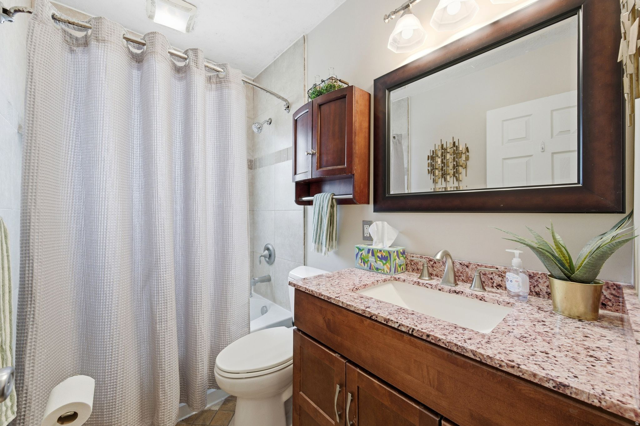 E.MILL CREEK LOT 2 B - Residential