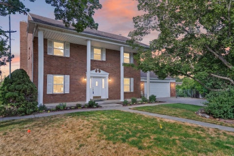 Tiny photo for 5473 S WALDEN WOOD CIR W, Murray, UT 84123 (MLS # 2169180)